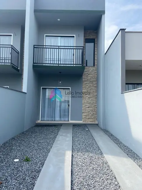 Foto 2 de Casa com 2 quartos à venda em Guaramirim - SC