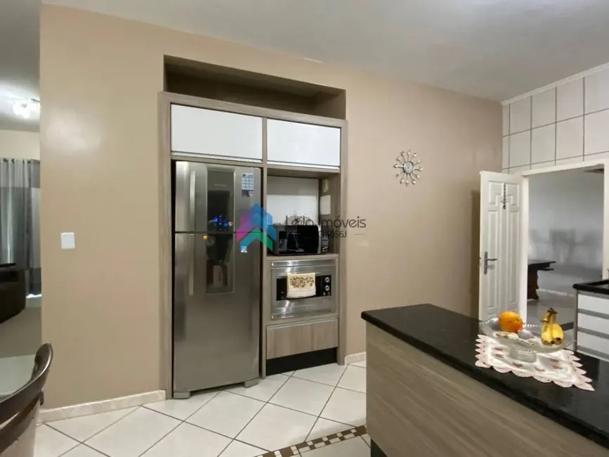 Casa com 2 quartos à venda, 386m2 em Guaramirim - SC - imagem 5 Foto 5 de Casa com 2 quartos à venda, 386m2 em Guaramirim - SC