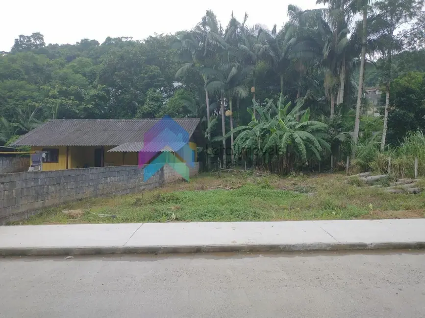 Foto 1 de Casa com 2 quartos à venda, 833m2 em Guaramirim - SC