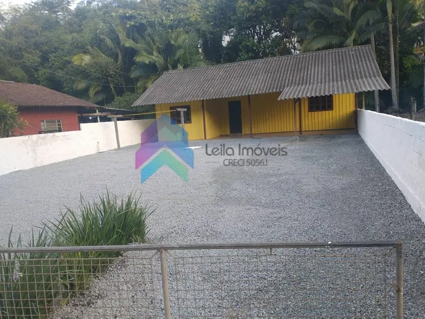 Foto 3 de Casa com 2 quartos à venda, 833m2 em Guaramirim - SC