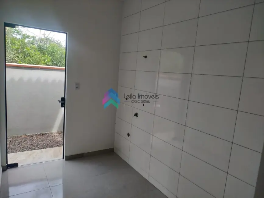 Foto 4 de Casa com 2 quartos à venda, 210m2 em Itapoa - SC