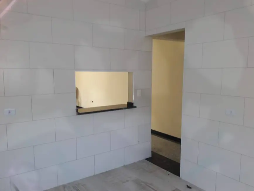 Foto 4 de Sobrado com 2 quartos à venda, 98m2 em Tabatinga, Caraguatatuba - SP