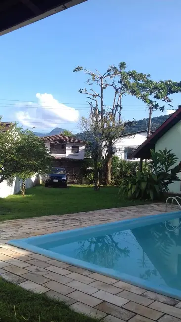 Foto 2 de Casa com 3 quartos à venda, 360m2 em Tabatinga, Caraguatatuba - SP