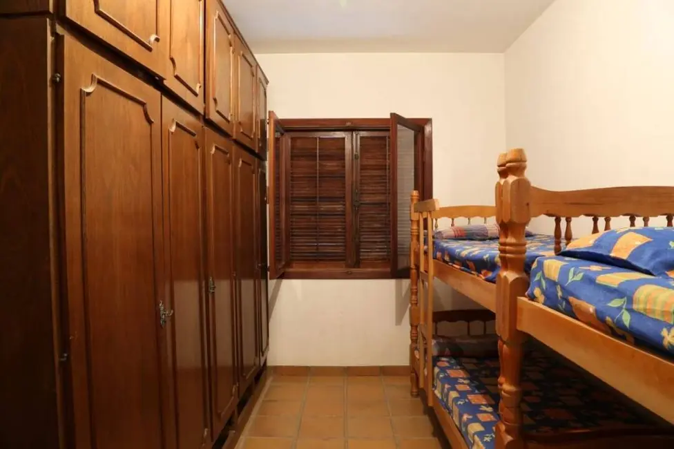 Foto 9 de Casa com 3 quartos à venda, 360m2 em Tabatinga, Caraguatatuba - SP