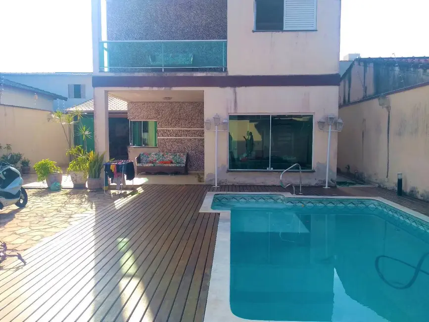 Foto 1 de Casa com 3 quartos à venda, 186m2 em Martim de Sá, Caraguatatuba - SP