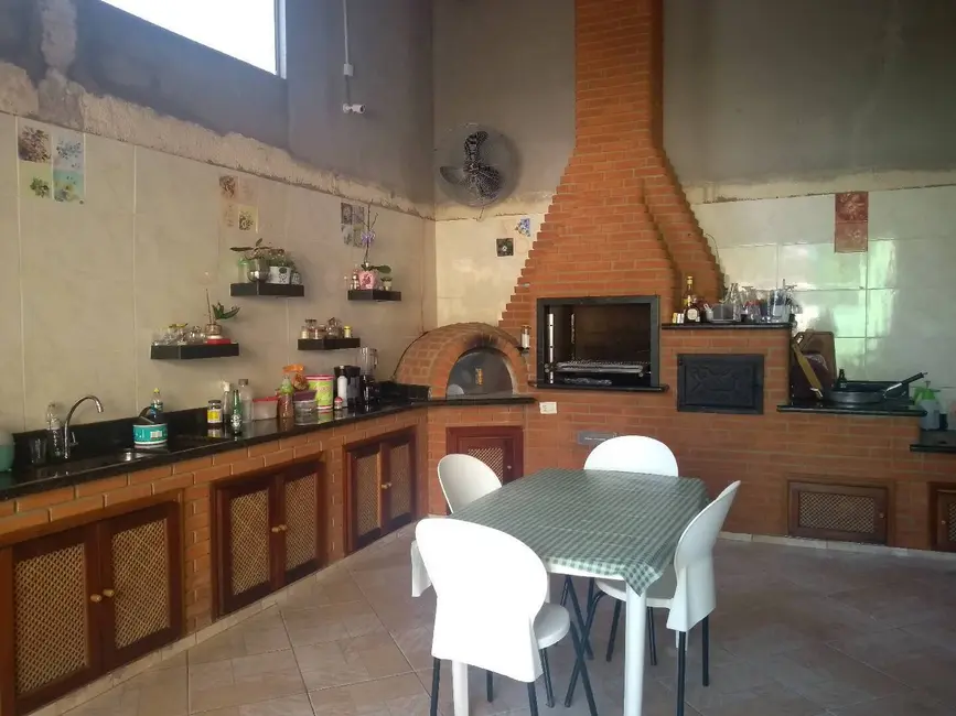 Casa com 3 quartos à venda, 186m2 em Martim de Sá, Caraguatatuba - SP - imagem 6 Foto 6 de Casa com 3 quartos à venda, 186m2 em Martim de Sá, Caraguatatuba - SP