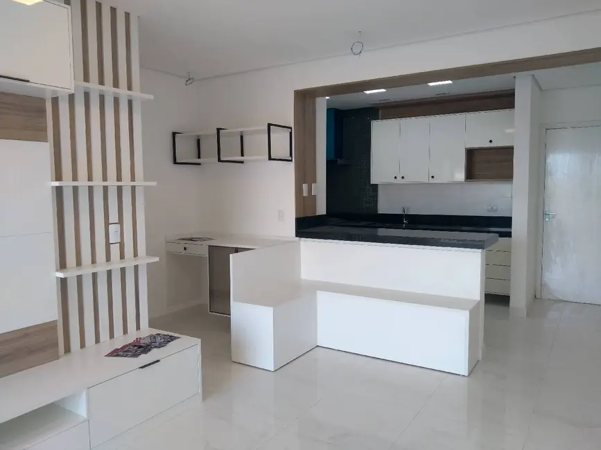 Foto 1 de Apartamento com 2 quartos à venda, 75m2 em Indaiá, Caraguatatuba - SP