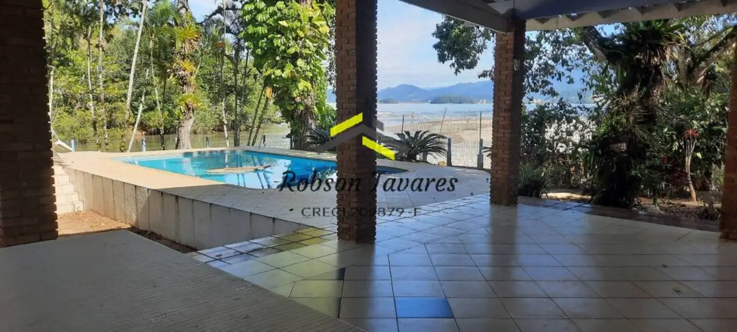 Foto 8 de Casa com 4 quartos para alugar, 200m2 em Tabatinga, Caraguatatuba - SP