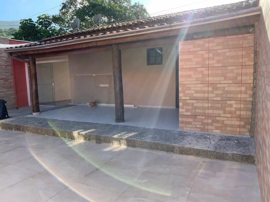 Foto 5 de Casa com 3 quartos à venda, 180m2 em Martim de Sá, Caraguatatuba - SP