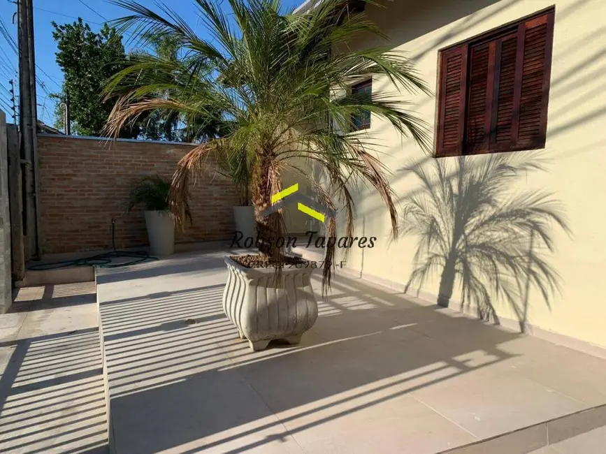 Foto 3 de Casa com 3 quartos à venda, 180m2 em Martim de Sá, Caraguatatuba - SP