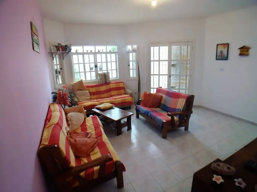 Foto 6 de Sobrado com 5 quartos à venda, 267m2 em Massaguaçu, Caraguatatuba - SP