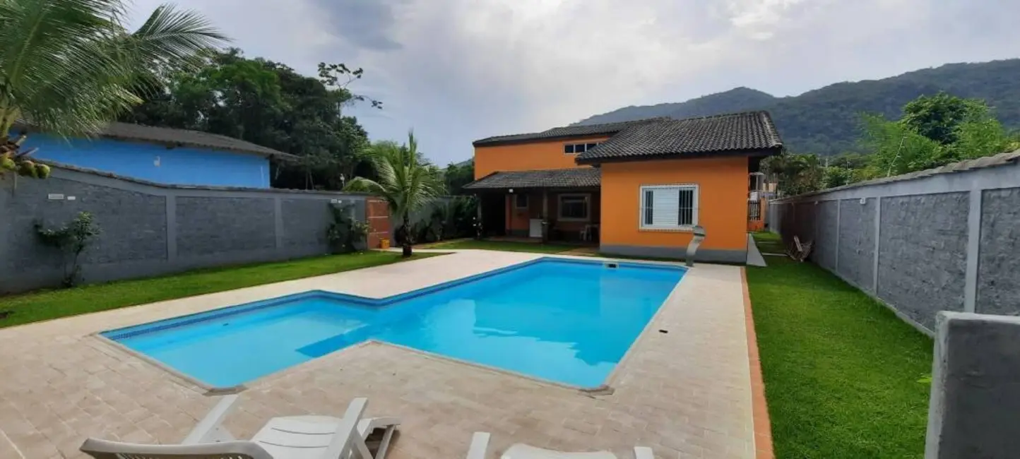 Foto 1 de Casa com 4 quartos à venda, 216m2 em Tabatinga, Caraguatatuba - SP