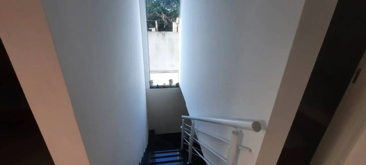 Foto 8 de Casa com 3 quartos à venda e para alugar, 98m2 em Tabatinga, Caraguatatuba - SP