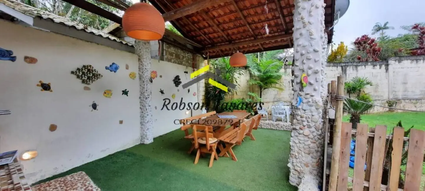 Foto 2 de Casa com 4 quartos à venda e para alugar, 245m2 em Tabatinga, Caraguatatuba - SP
