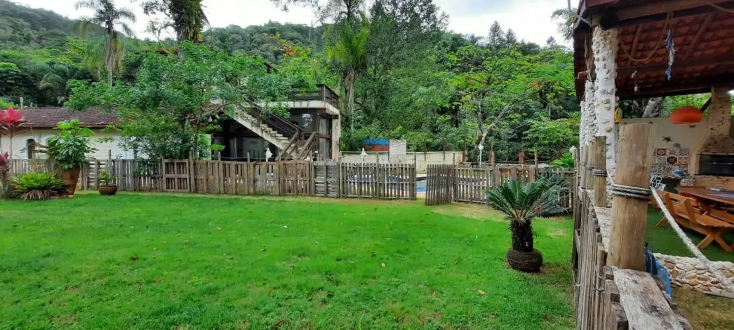 Foto 7 de Casa com 4 quartos à venda e para alugar, 245m2 em Tabatinga, Caraguatatuba - SP