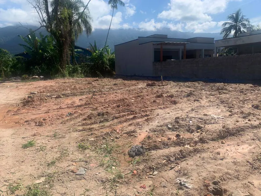 Foto 1 de Terreno / Lote à venda, 530m2 em Balneário Copacabana, Caraguatatuba - SP