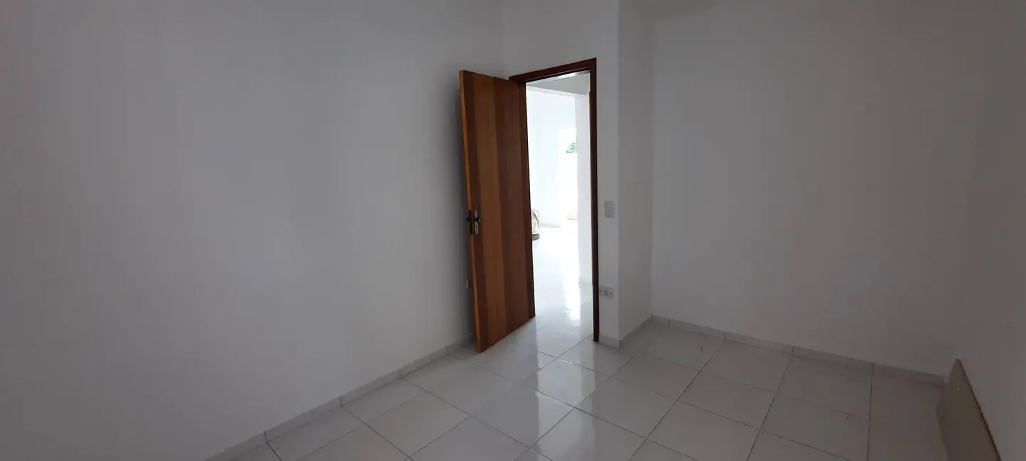 Apartamento com 2 quartos à venda, 55m2 em Centro, Ubatuba - SP - imagem 8 Foto 8 de Apartamento com 2 quartos à venda, 55m2 em Centro, Ubatuba - SP