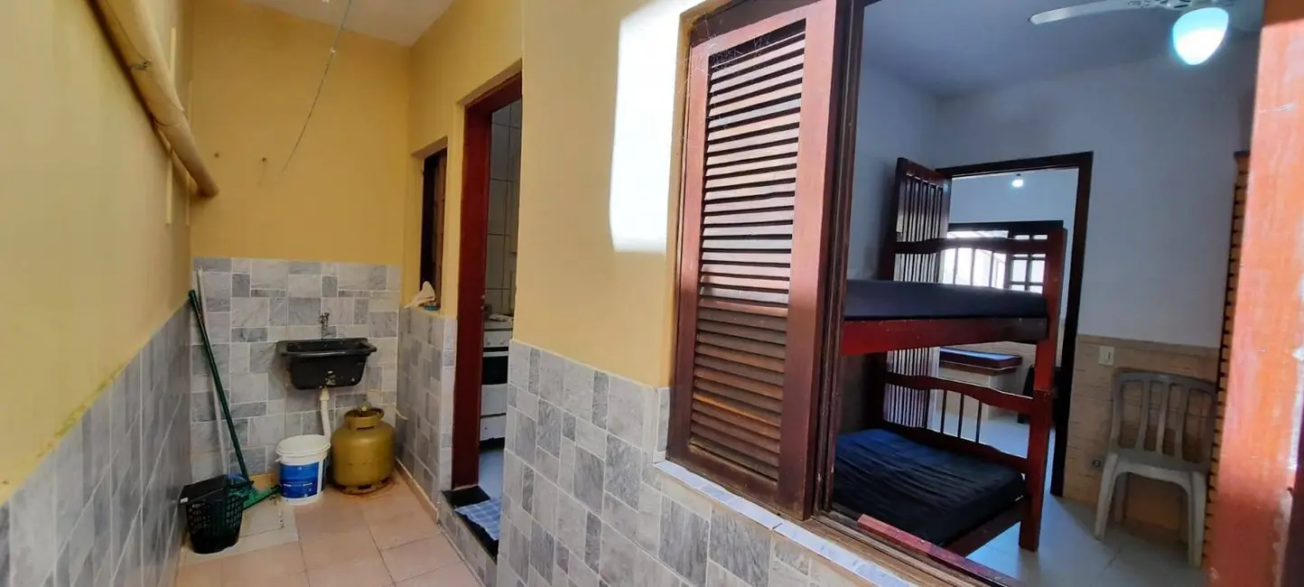 Foto 16 de Pousada à venda, 477m2 em Massaguaçu, Caraguatatuba - SP