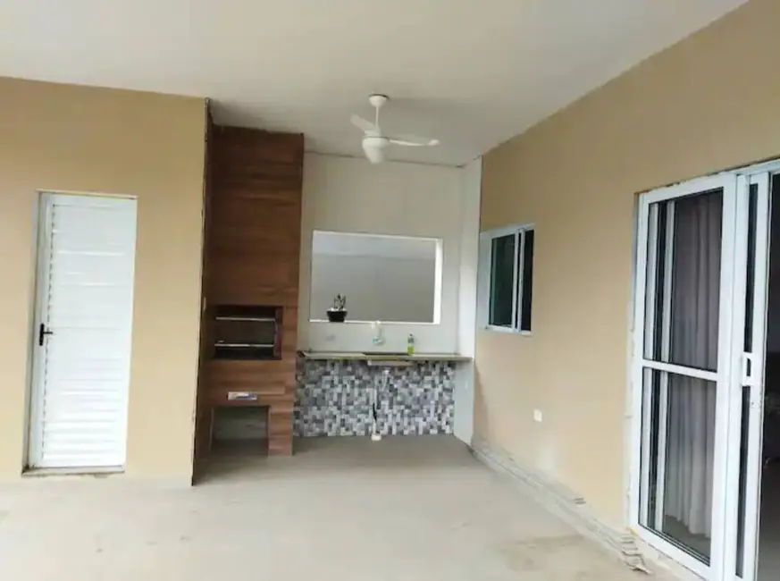 Foto 3 de Casa com 3 quartos à venda, 180m2 em Massaguaçu, Caraguatatuba - SP