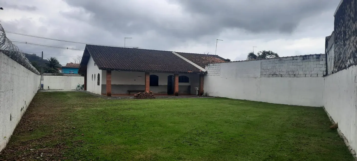 Foto 8 de Casa com 3 quartos à venda, 725m2 em Massaguaçu, Caraguatatuba - SP