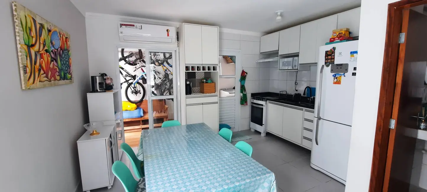 Foto 5 de Casa de Condomínio com 2 quartos à venda, 110m2 em Massaguaçu, Caraguatatuba - SP