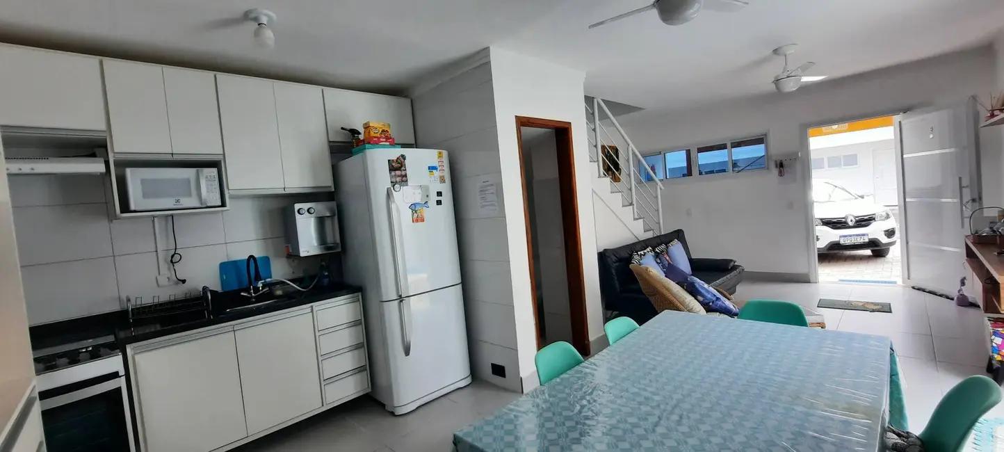 Foto 4 de Casa de Condomínio com 2 quartos à venda, 110m2 em Massaguaçu, Caraguatatuba - SP