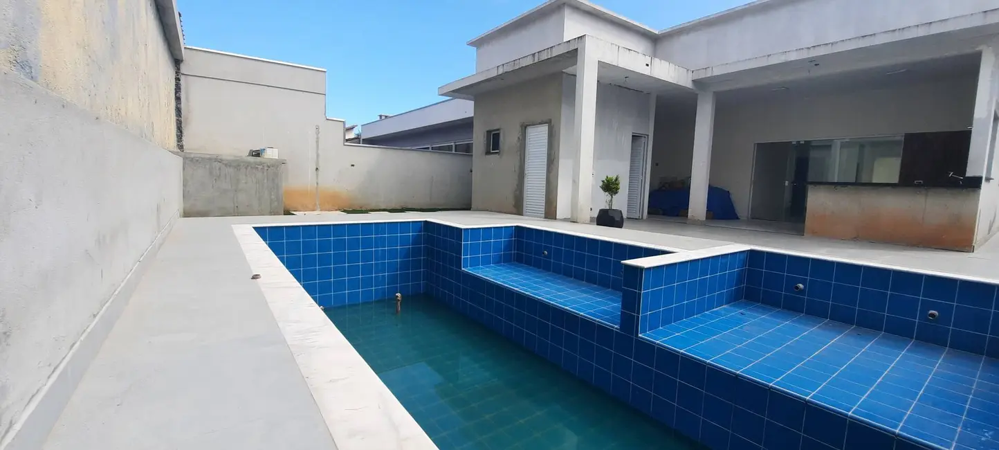 Foto 1 de Casa com 3 quartos à venda, 190m2 em Mar Verde II, Caraguatatuba - SP