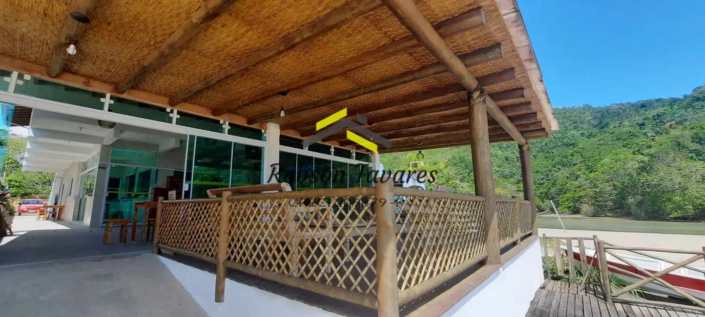 Foto 3 de Casa com 5 quartos à venda e para alugar, 200m2 em Tabatinga, Caraguatatuba - SP