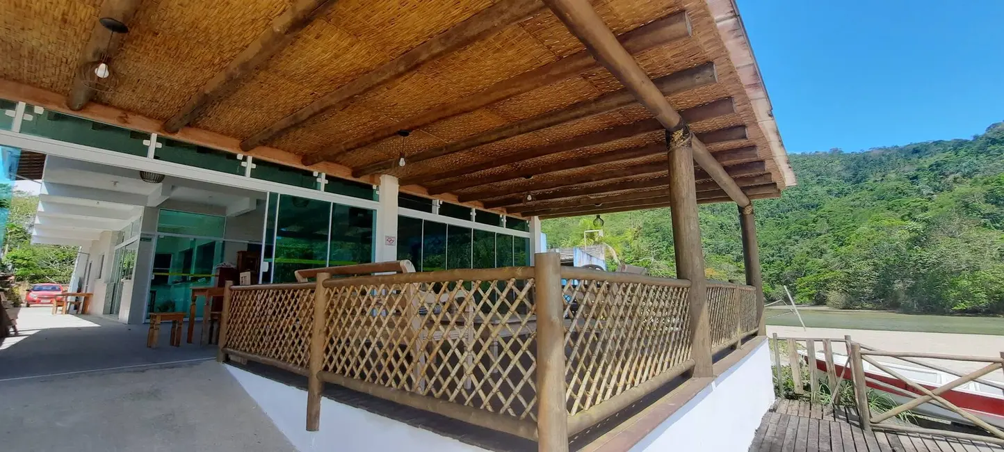 Foto 3 de Casa com 5 quartos à venda e para alugar, 200m2 em Tabatinga, Caraguatatuba - SP