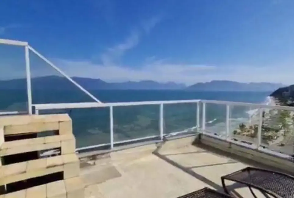 Foto 2 de Cobertura com 4 quartos à venda, 202m2 em Martim de Sá, Caraguatatuba - SP
