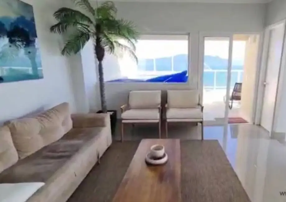 Cobertura com 4 quartos à venda, 202m2 em Martim de Sá, Caraguatatuba - SP - imagem 7 Foto 7 de Cobertura com 4 quartos à venda, 202m2 em Martim de Sá, Caraguatatuba - SP