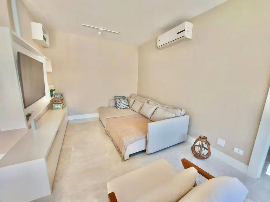 Foto 3 de Apartamento com 4 quartos à venda, 240m2 em Tabatinga, Caraguatatuba - SP