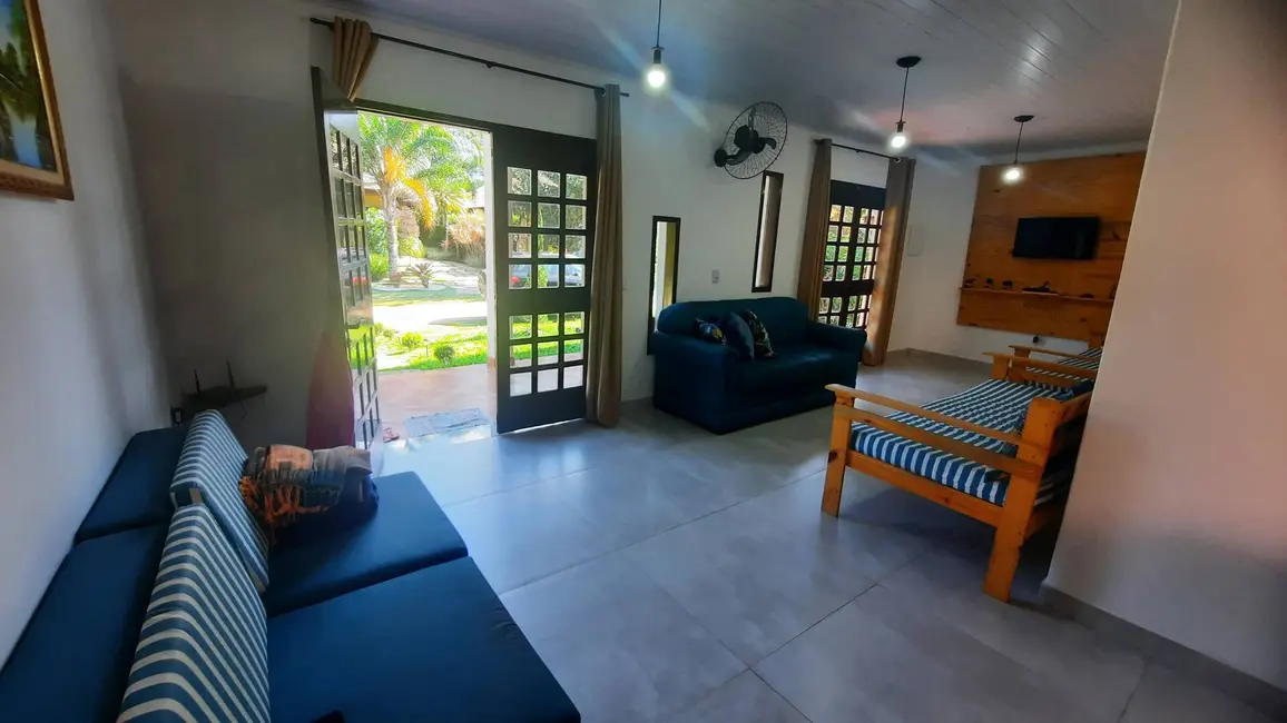 Foto 9 de Casa com 4 quartos à venda, 215m2 em Ubatuba - SP