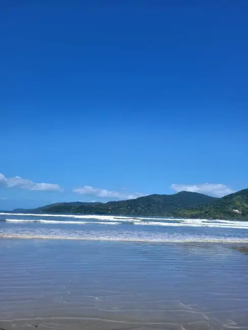 Foto 3 de Casa com 4 quartos à venda, 215m2 em Ubatuba - SP