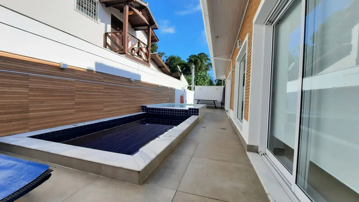 Foto 7 de Casa com 4 quartos à venda, 324m2 em Tabatinga, Caraguatatuba - SP