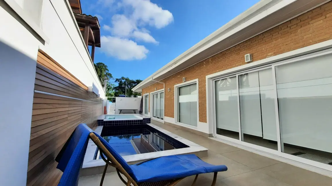 Foto 4 de Casa com 4 quartos à venda, 324m2 em Tabatinga, Caraguatatuba - SP