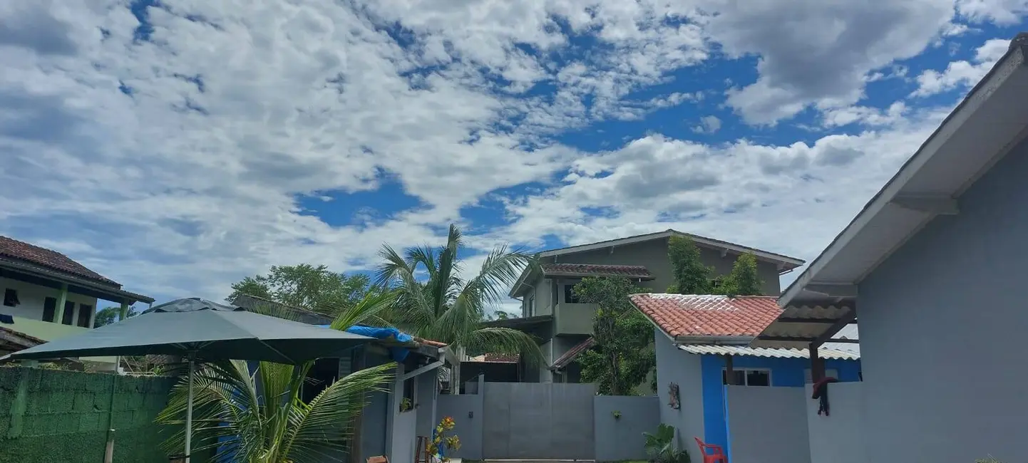 Foto 1 de Casa com 3 quartos para alugar, 600m2 em Massaguaçu, Caraguatatuba - SP