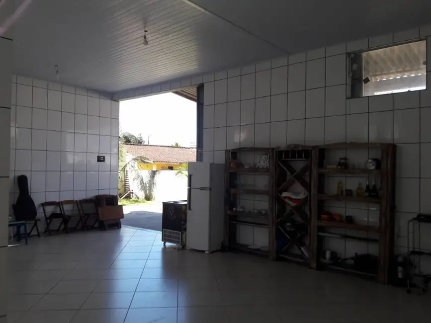 Foto 9 de Casa com 7 quartos para alugar, 600m2 em Massaguaçu, Caraguatatuba - SP