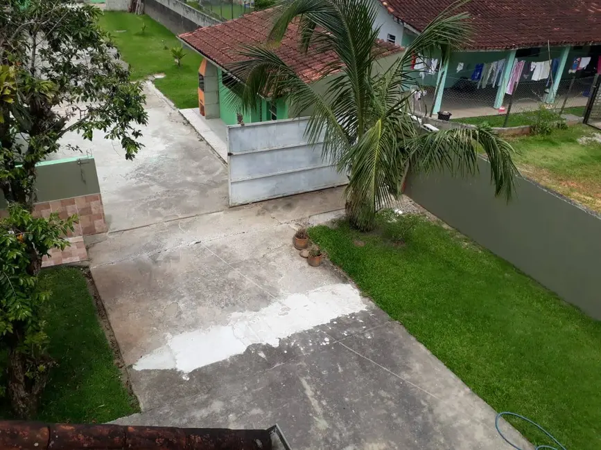 Foto 2 de Casa com 3 quartos para alugar, 600m2 em Massaguaçu, Caraguatatuba - SP