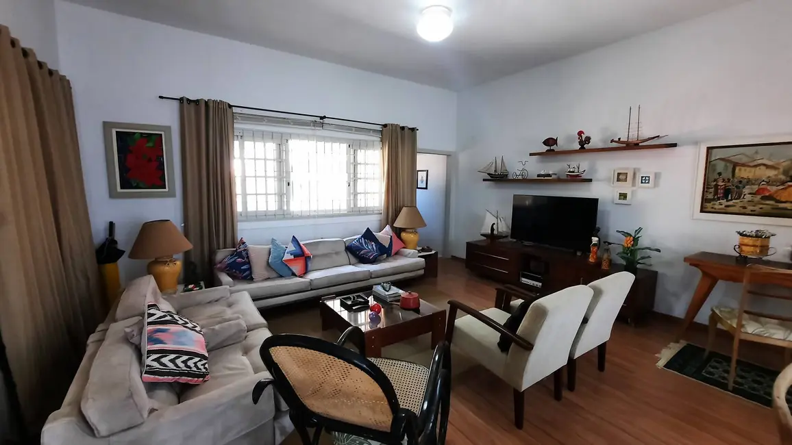 Foto 9 de Casa com 5 quartos à venda, 308m2 em Balneário Gardem Mar, Caraguatatuba - SP