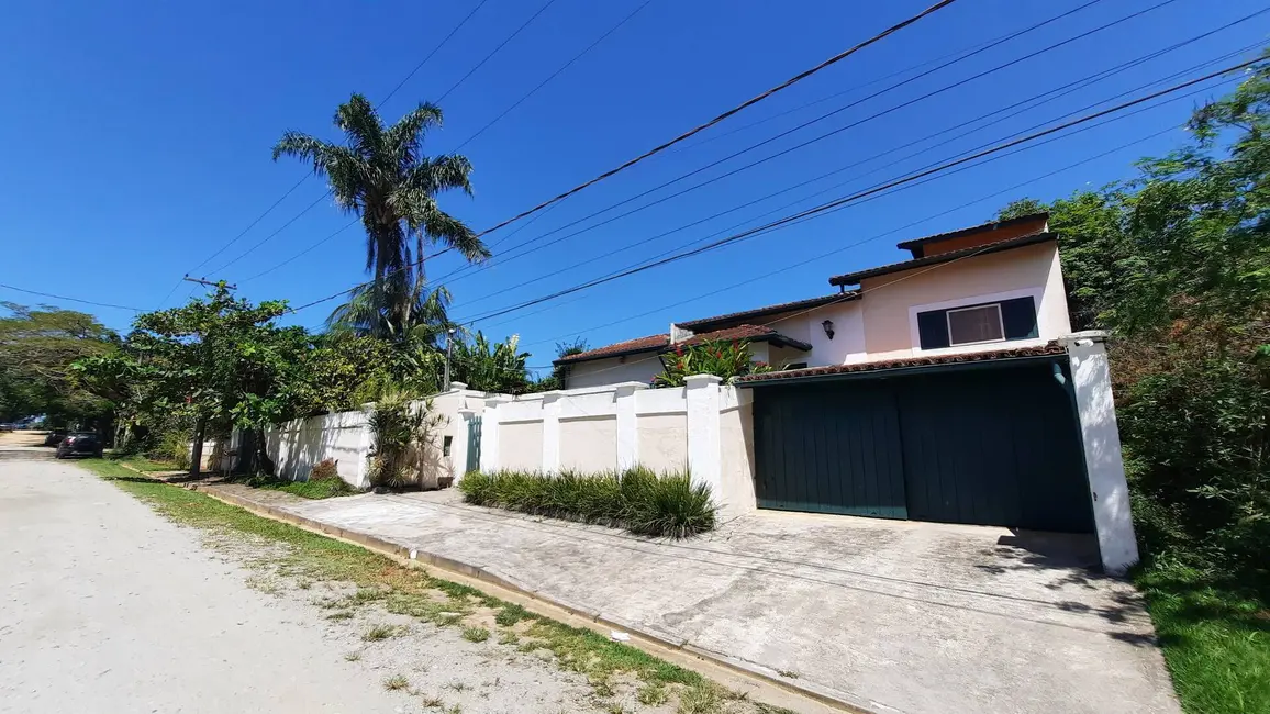 Foto 2 de Casa com 5 quartos à venda, 308m2 em Balneário Gardem Mar, Caraguatatuba - SP