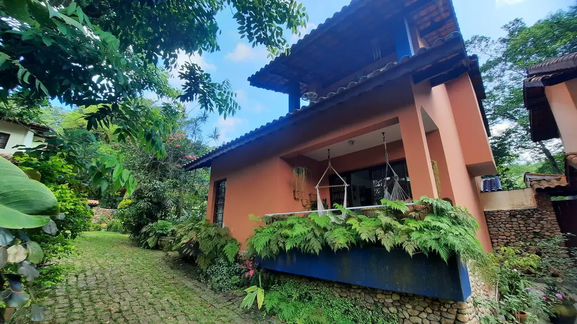 Foto 1 de Casa com 4 quartos à venda, 135m2 em Ubatuba - SP