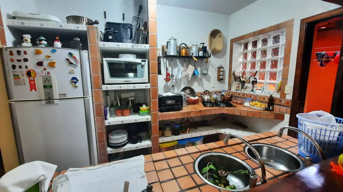 Foto 9 de Casa com 4 quartos à venda, 135m2 em Ubatuba - SP