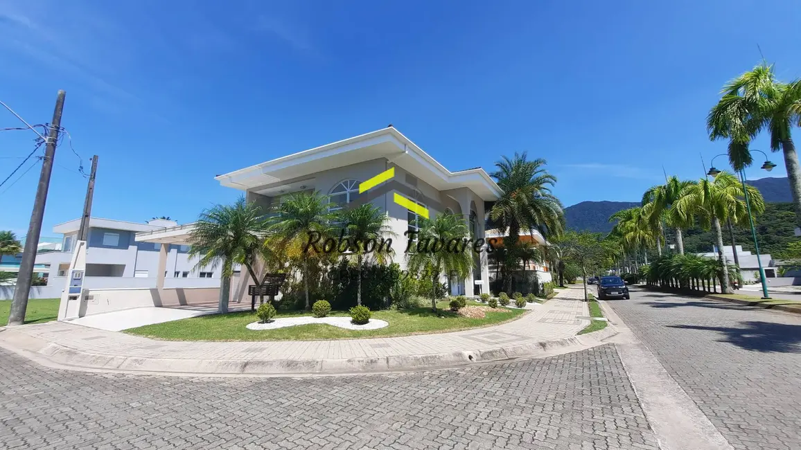 Casa com 3 quartos à venda, 386m2 em Caraguatatuba - SP - imagem 4 Foto 4 de Casa com 3 quartos à venda, 386m2 em Caraguatatuba - SP