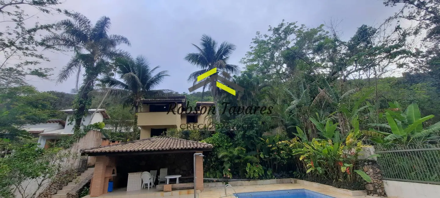 Foto 3 de Casa com 3 quartos à venda, 465m2 em Ubatuba - SP