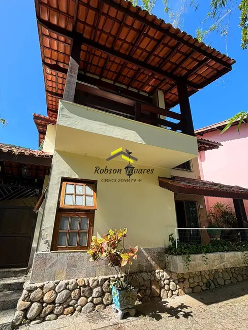 Foto 2 de Casa com 3 quartos à venda, 139m2 em Ubatuba - SP