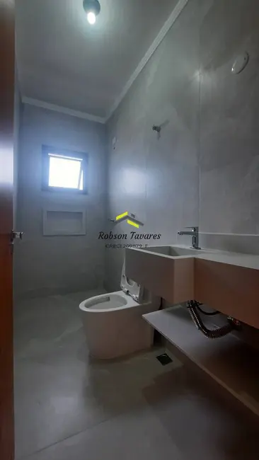 Foto 9 de Casa com 4 quartos à venda, 165m2 em Balneário Copacabana, Caraguatatuba - SP