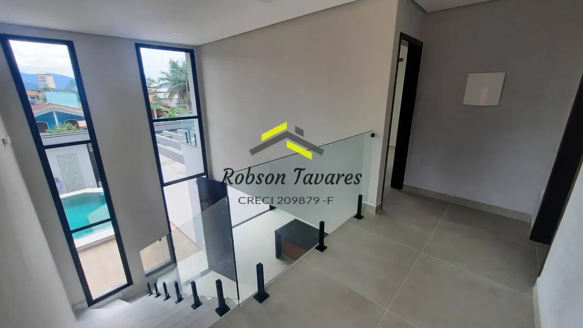 Foto 8 de Casa com 3 quartos à venda, 192m2 em Balneário Gardem Mar, Caraguatatuba - SP