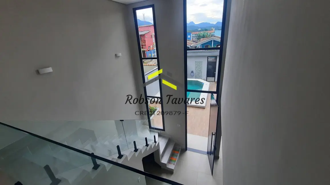 Foto 7 de Casa com 3 quartos à venda, 192m2 em Balneário Gardem Mar, Caraguatatuba - SP