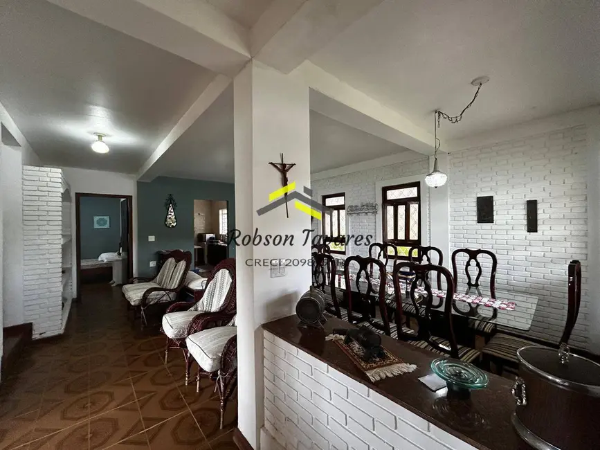 Foto 4 de Casa com 4 quartos à venda, 188m2 em Tabatinga, Caraguatatuba - SP